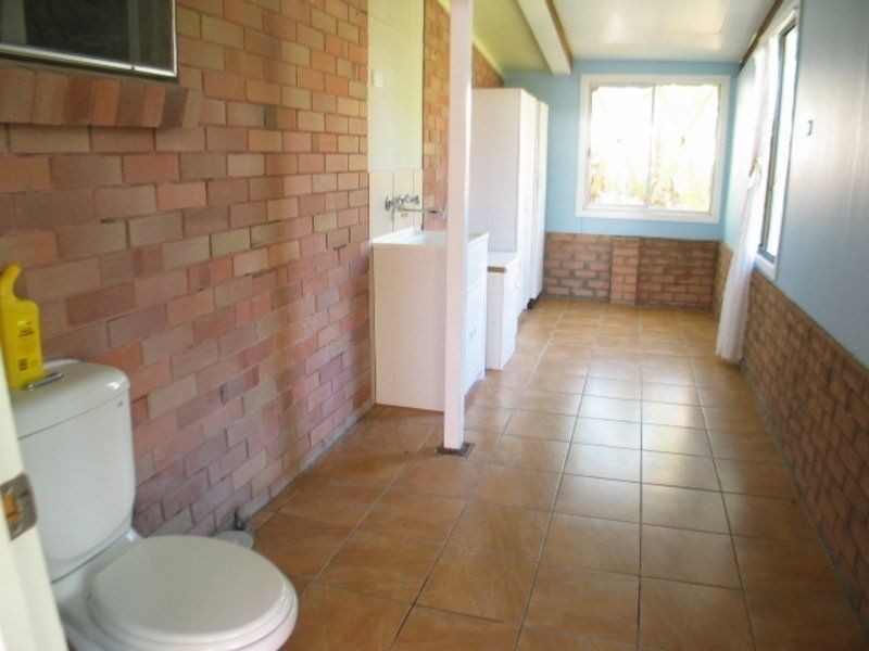 77 Whitsunday Street, Bowen QLD 4805