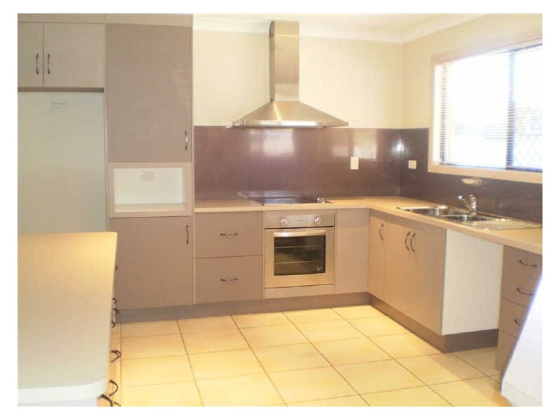 21 Kirkpatrick Court, Bowen QLD 4805
