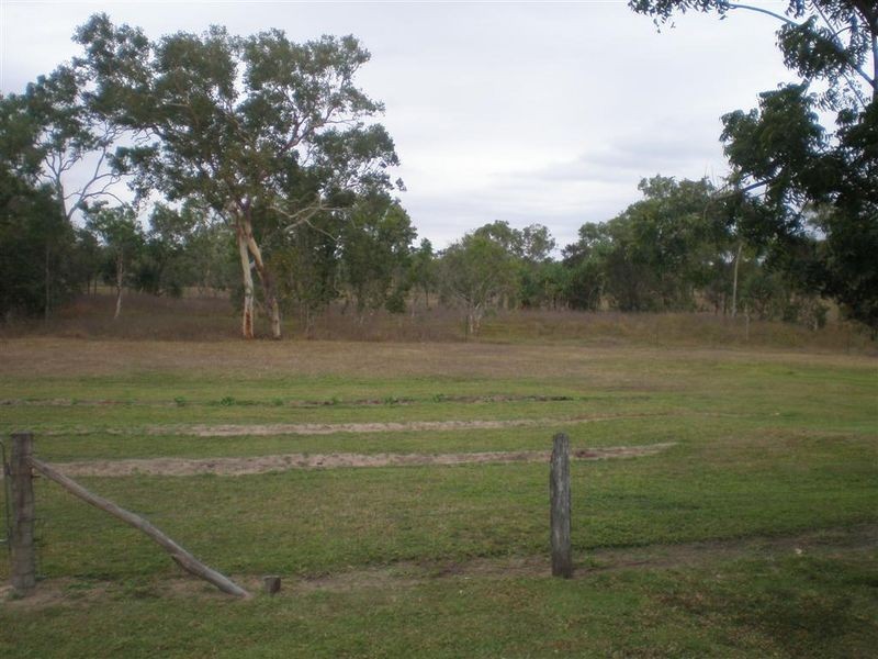 15989 Bruce Highway, Bowen QLD 4805