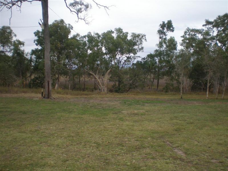 15989 Bruce Highway, Bowen QLD 4805