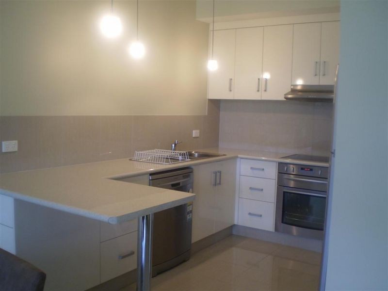 8/89 Horseshoe Bay Road, Bowen QLD 4805