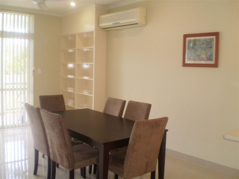 8/89 Horseshoe Bay Road, Bowen QLD 4805