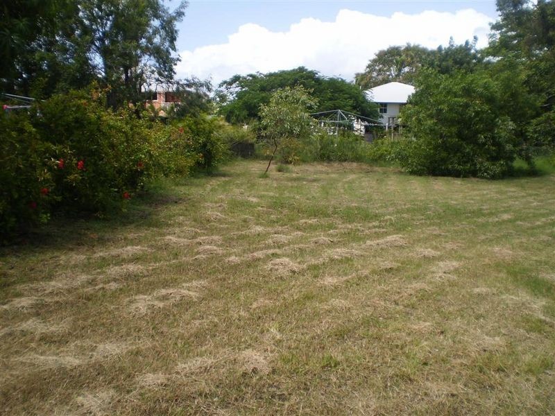 9 Poole Street, Bowen QLD 4805