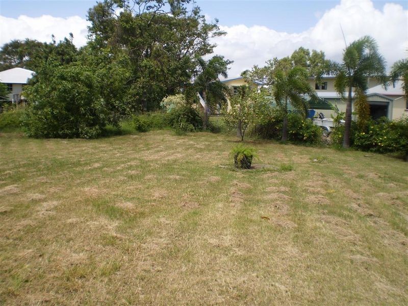 9 Poole Street, Bowen QLD 4805