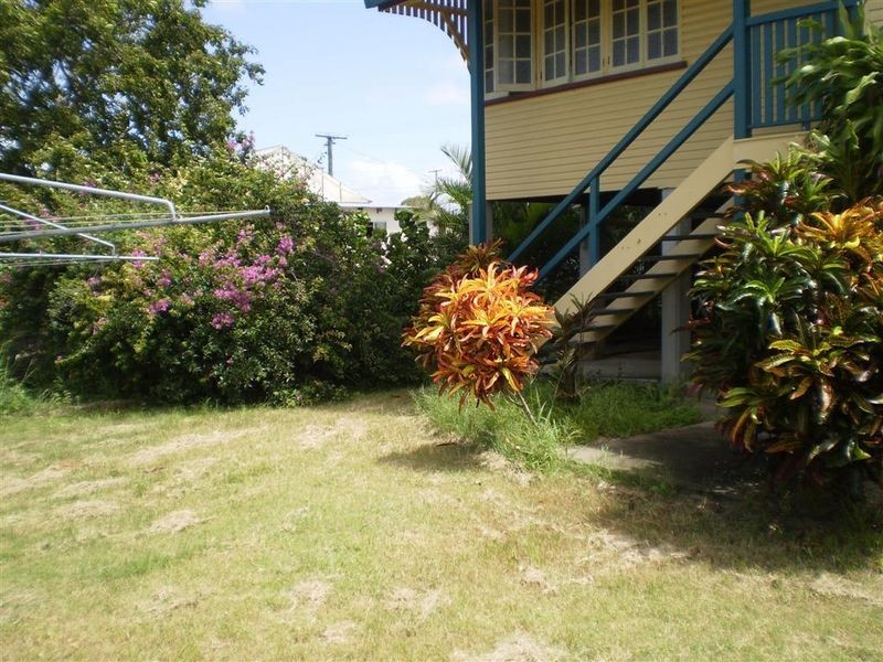 9 Poole Street, Bowen QLD 4805