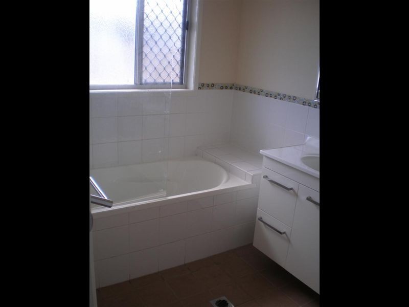 22 Lucinda Place, Bowen QLD 4805