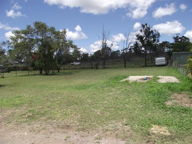 11 Dunlop Street, Collinsville QLD 4804