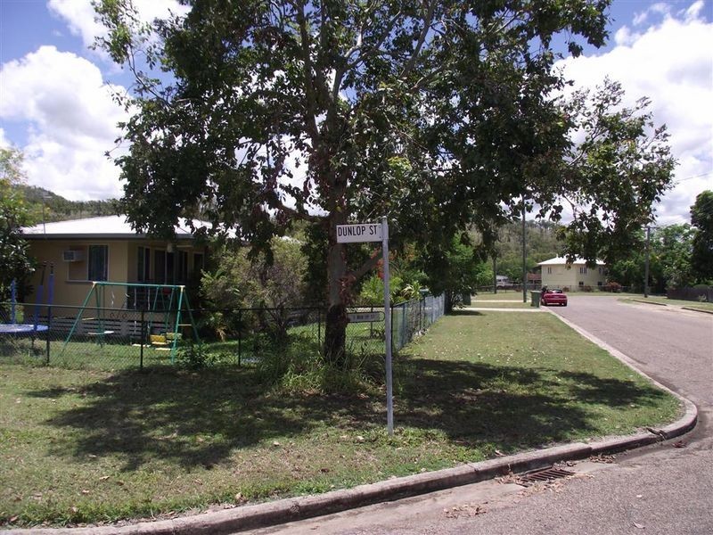11 Dunlop Street, Collinsville QLD 4804