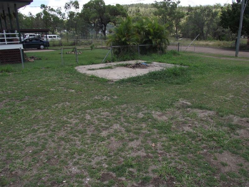 11 Dunlop Street, Collinsville QLD 4804