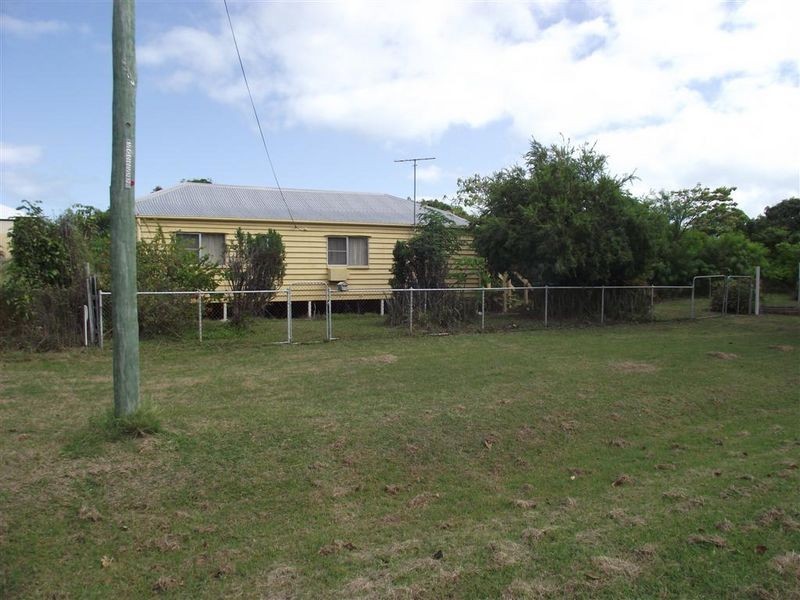 10 Williams Street, Bowen QLD 4805