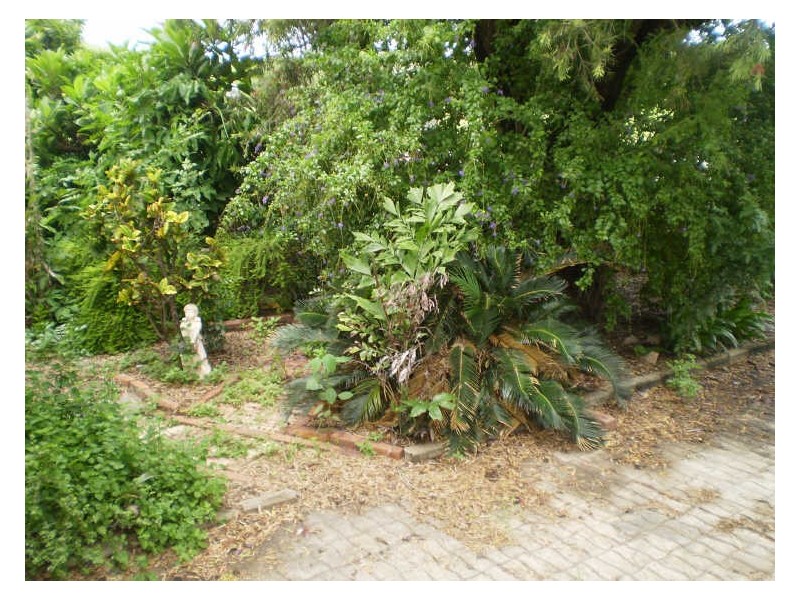 67 Leichhardt Street, Bowen QLD 4805