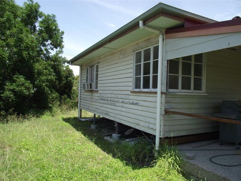 36 Sinclair Street, Bowen QLD 4805