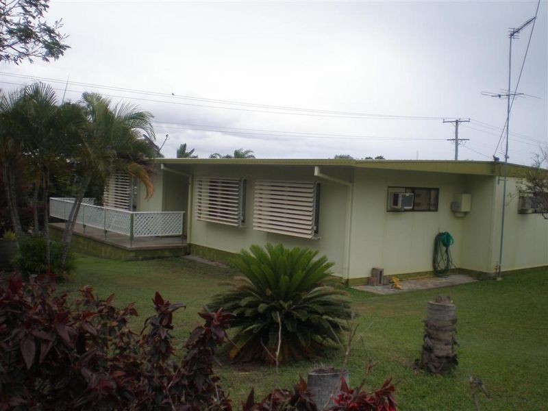 12 Sunset Crescent, Bowen QLD 4805