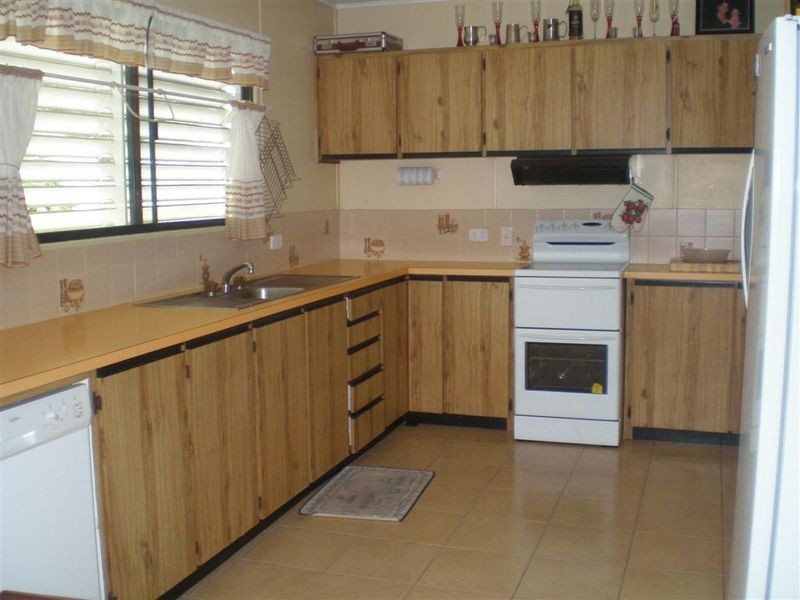 12 Sunset Crescent, Bowen QLD 4805