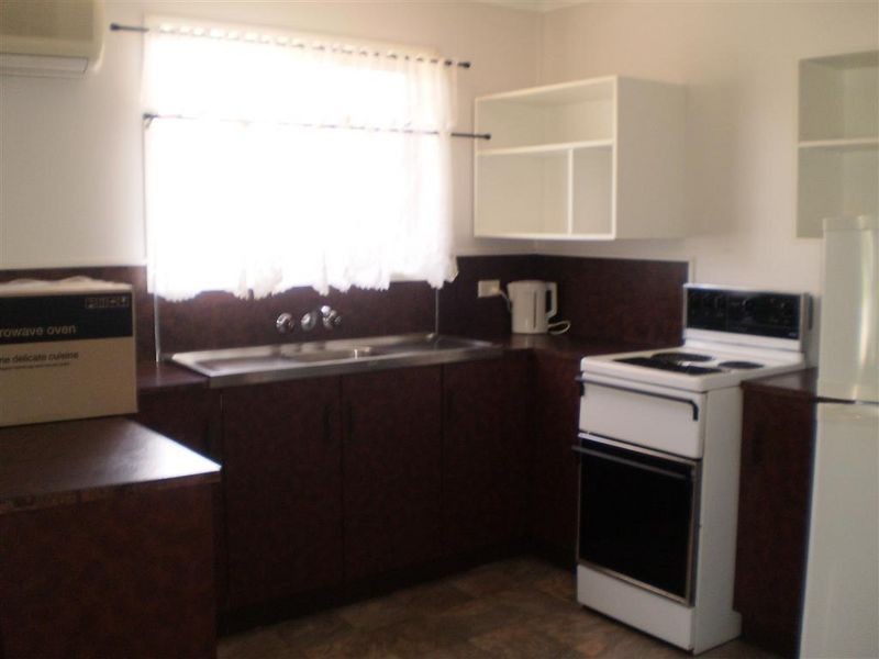 19 Argyle Street, Bowen QLD 4805