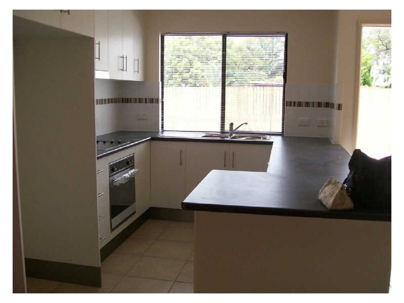 6/34 Poole Street, Bowen QLD 4805