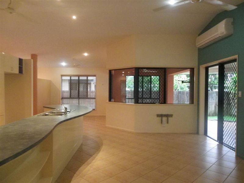 6 Verna Street, Bowen QLD 4805