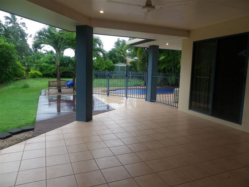 6 Verna Street, Bowen QLD 4805