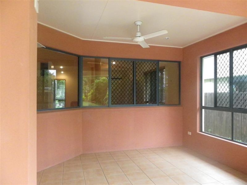 6 Verna Street, Bowen QLD 4805