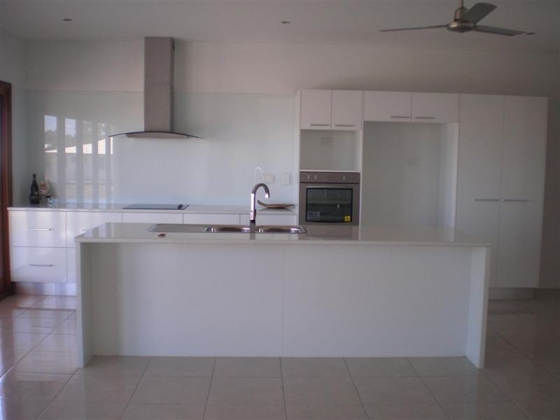 5 Silk Road, Bowen QLD 4805