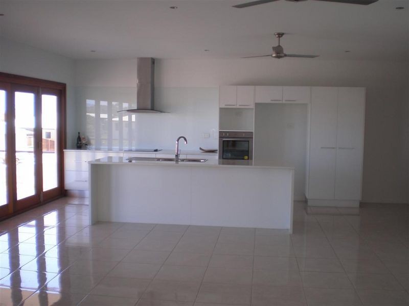 5 Silk Road, Bowen QLD 4805