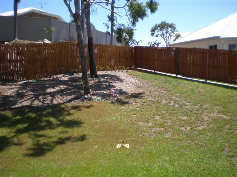 5 Silk Road, Bowen QLD 4805