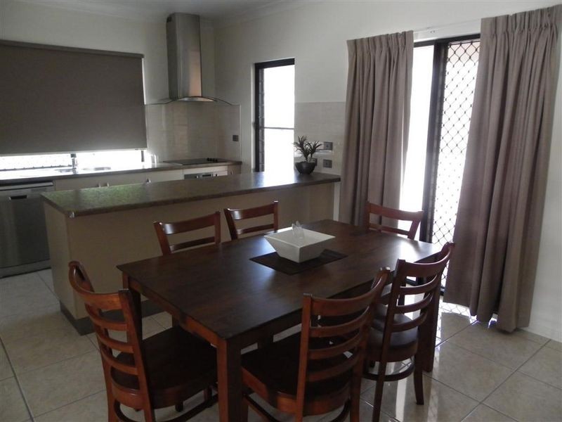 5/11 Kennedy Street, Bowen QLD 4805