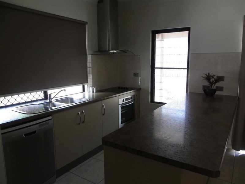 5/11 Kennedy Street, Bowen QLD 4805