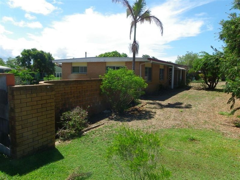 17 Tollington Road, Bowen QLD 4805