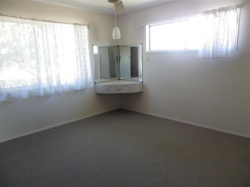 17 Tollington Road, Bowen QLD 4805