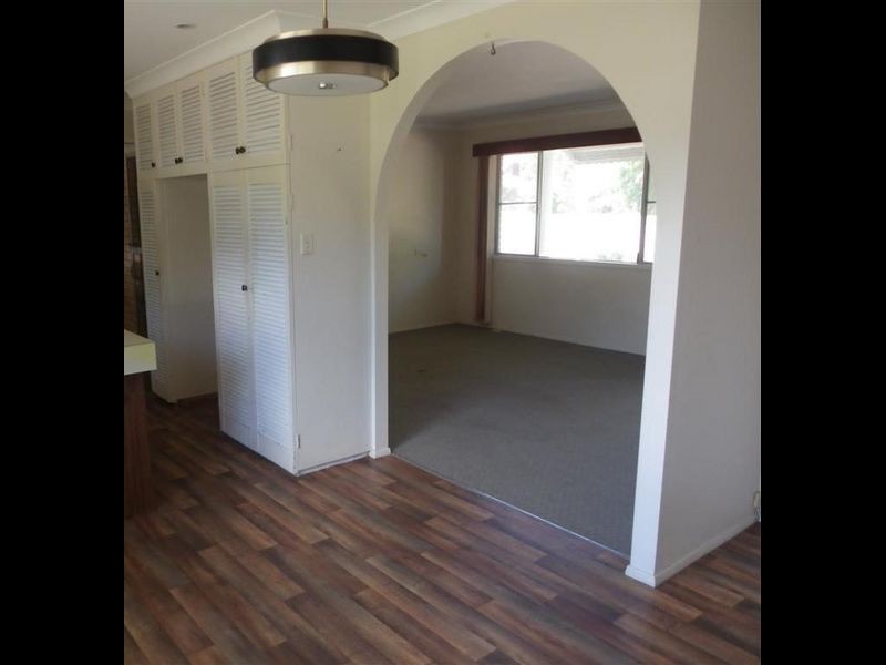 17 Tollington Road, Bowen QLD 4805