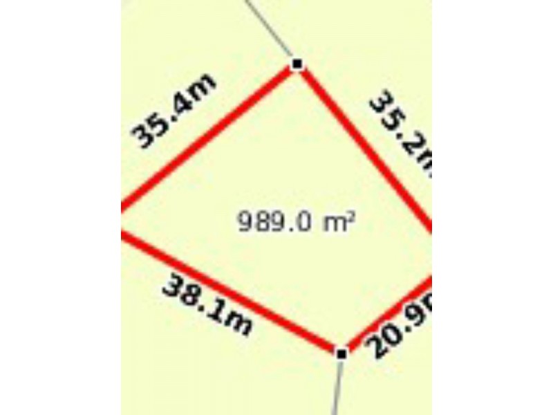 17 Tollington Road, Bowen QLD 4805