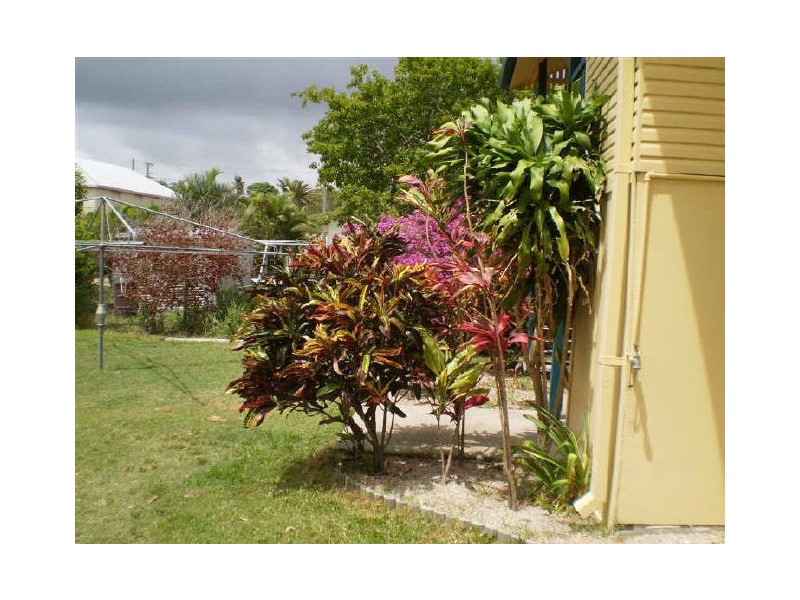 9 Poole Street, Bowen QLD 4805
