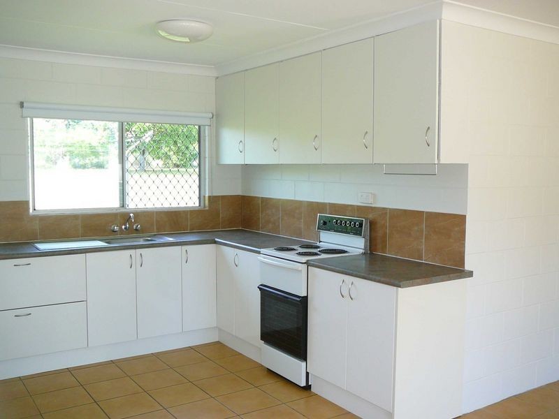 3/36 Brisbane Street, Bowen QLD 4805