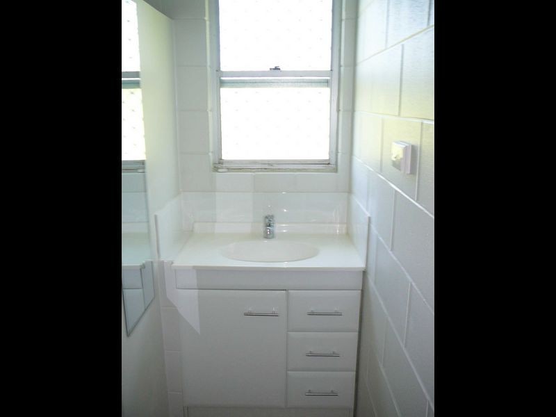 4/36 Brisbane Street, Bowen QLD 4805