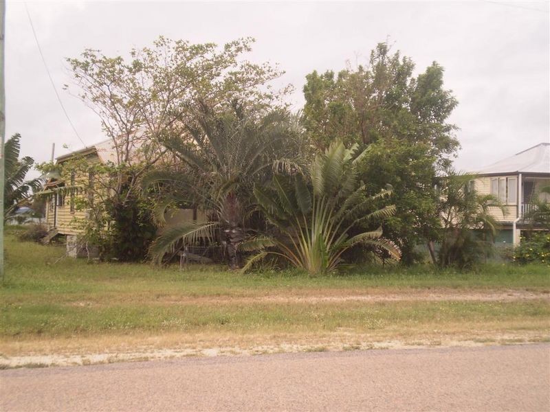 23 Thomas Street, Bowen QLD 4805
