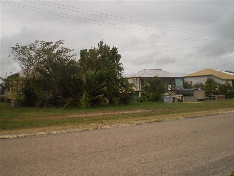 23 Thomas Street, Bowen QLD 4805