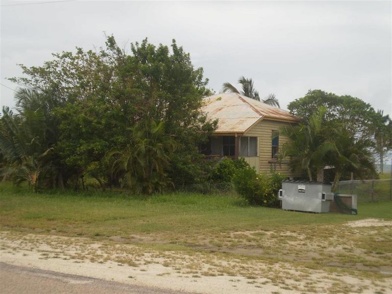 23 Thomas Street, Bowen QLD 4805