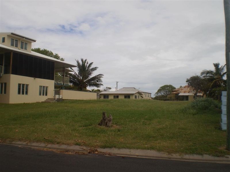 23 Thomas Street, Bowen QLD 4805