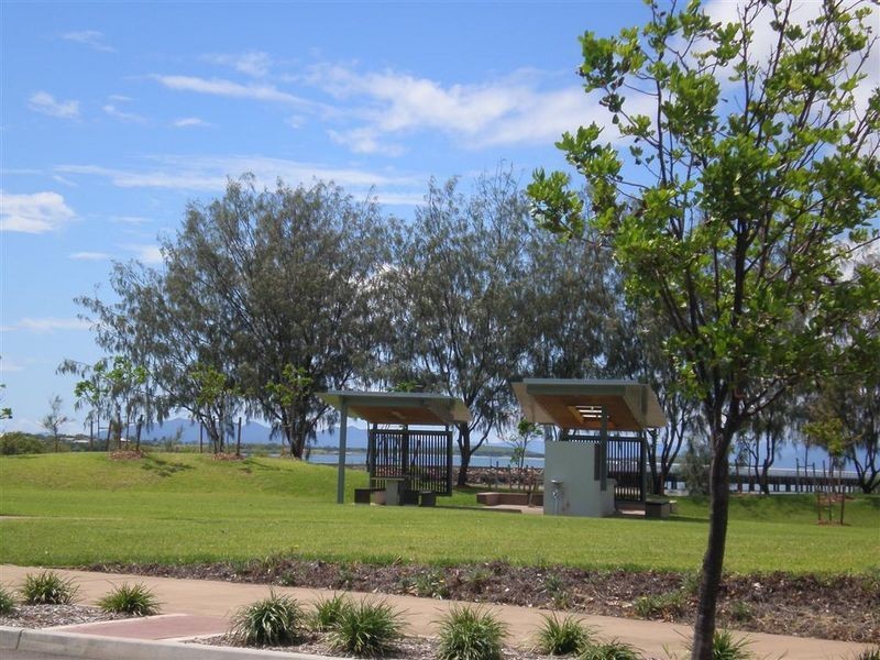 23 Thomas Street, Bowen QLD 4805