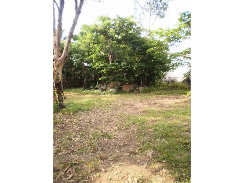 8 Kennedy Street, Bowen QLD 4805