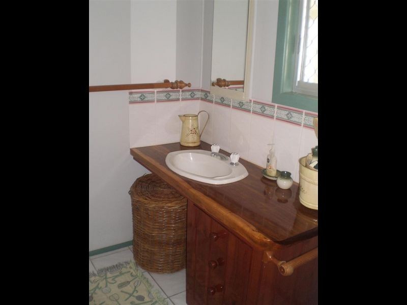 59 Poole Street, Bowen QLD 4805