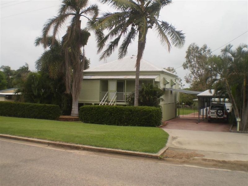 59 Poole Street, Bowen QLD 4805