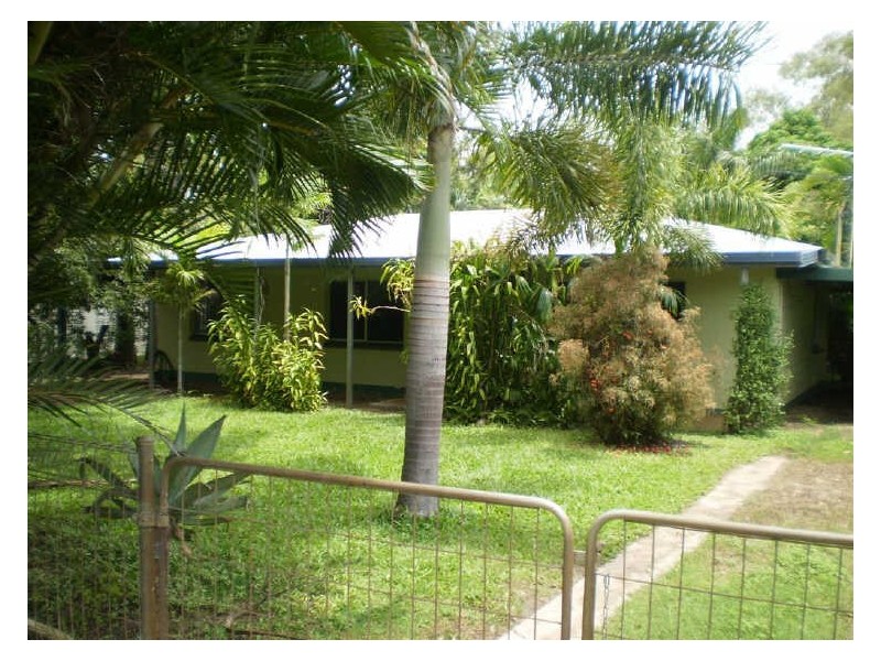 171 Strickland Street, Bowen QLD 4805