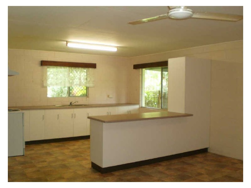 171 Strickland Street, Bowen QLD 4805