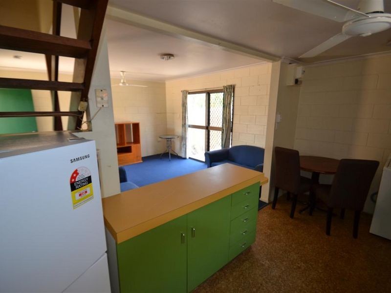 Unit 5/2A Powell Street, Bowen QLD 4805