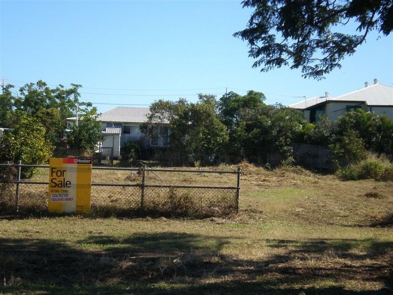 12a Williams Street, Bowen QLD 4805