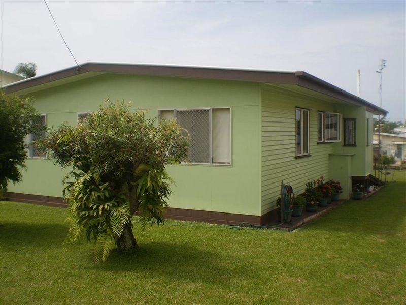 102 Gregory Street, Bowen QLD 4805