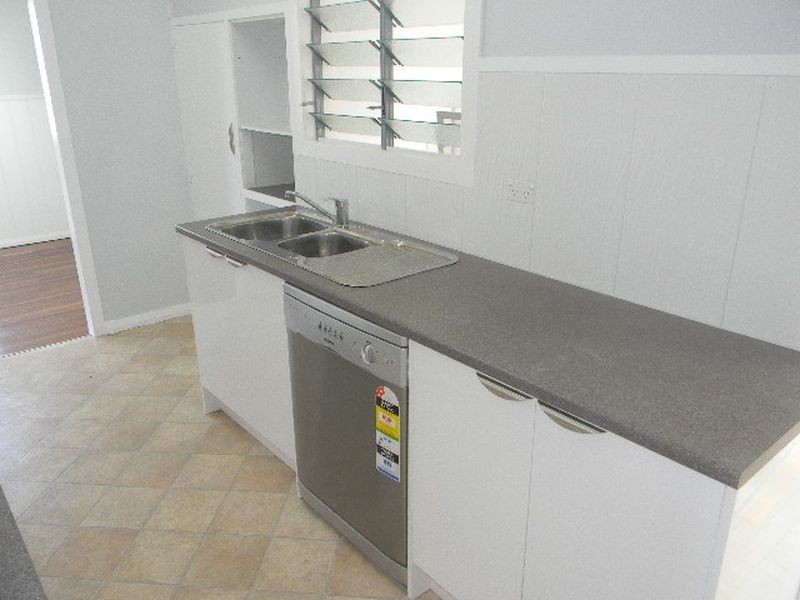 118 Herbert Street, Bowen QLD 4805