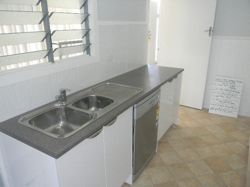 118 Herbert Street, Bowen QLD 4805